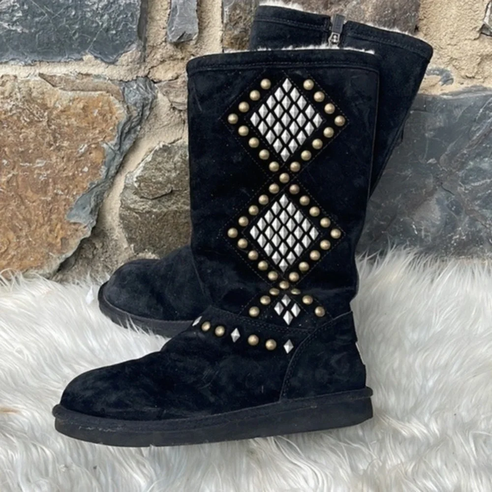 UGG rubber outsole lining